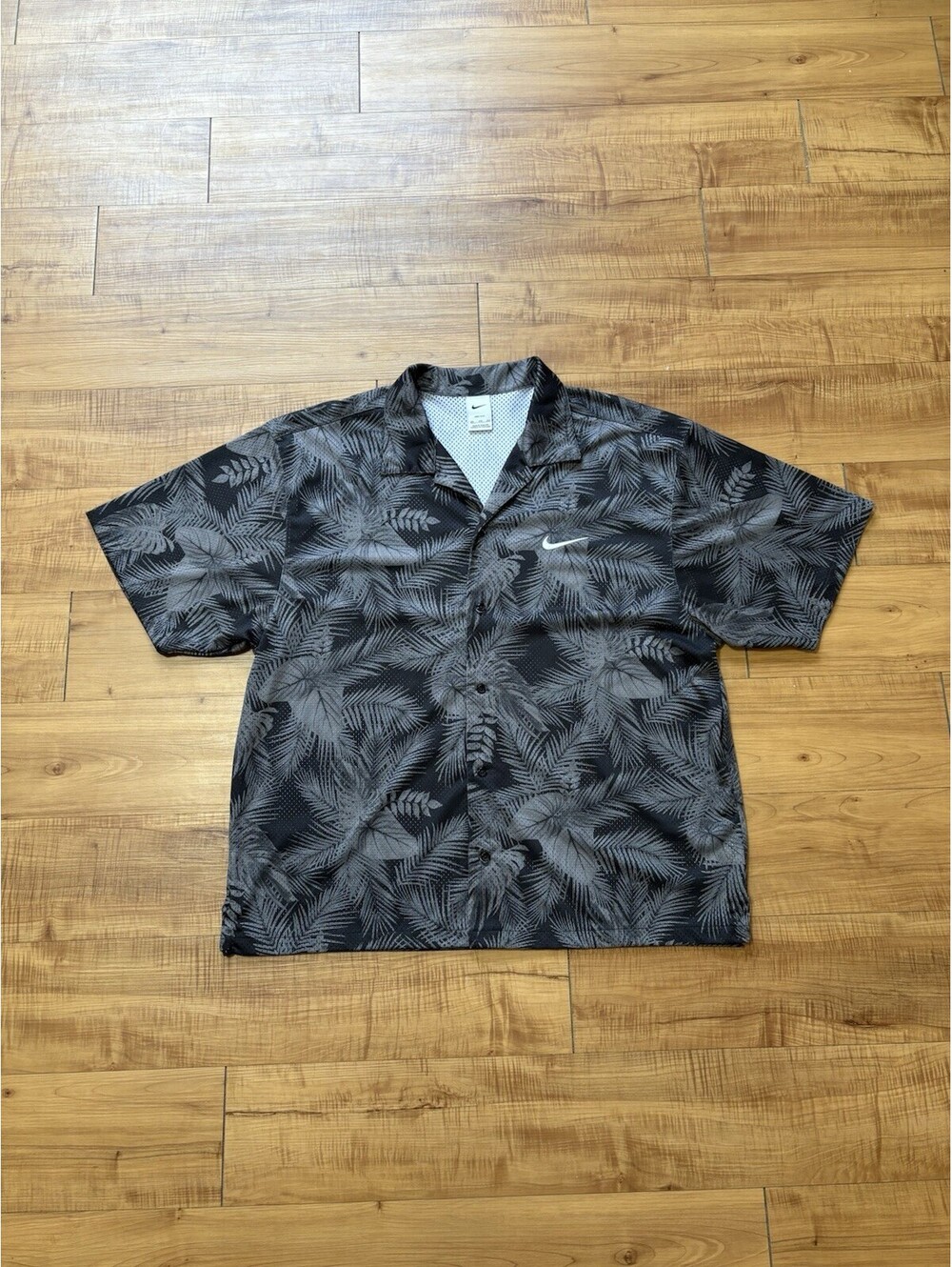 Nike Dri-FIT Mesh Button Down Shirt XXL Grey Tropical Palm Print DO6165-012